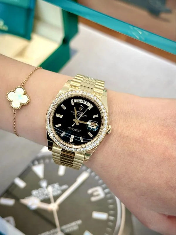 Rolex Day-Date 40 Presidential 228348 Diamond Bezel Baguette Diamond Black Dial