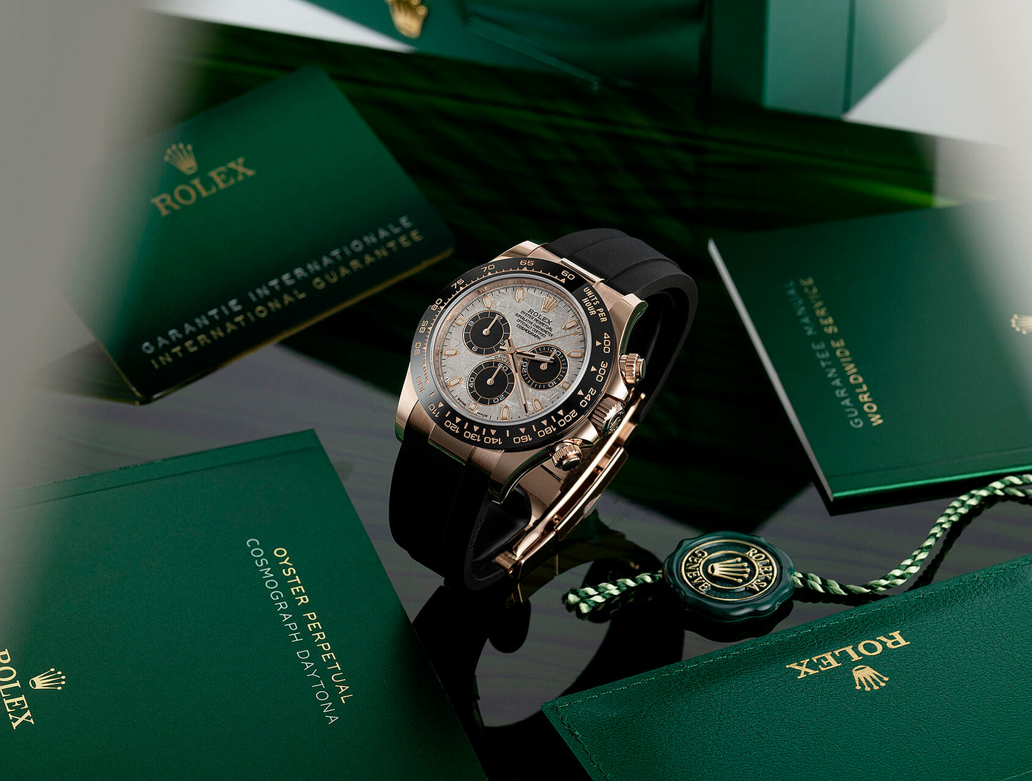 Rolex Cosmograph Daytona Oyster, 40 mm, Everose gold M116515LN-0055