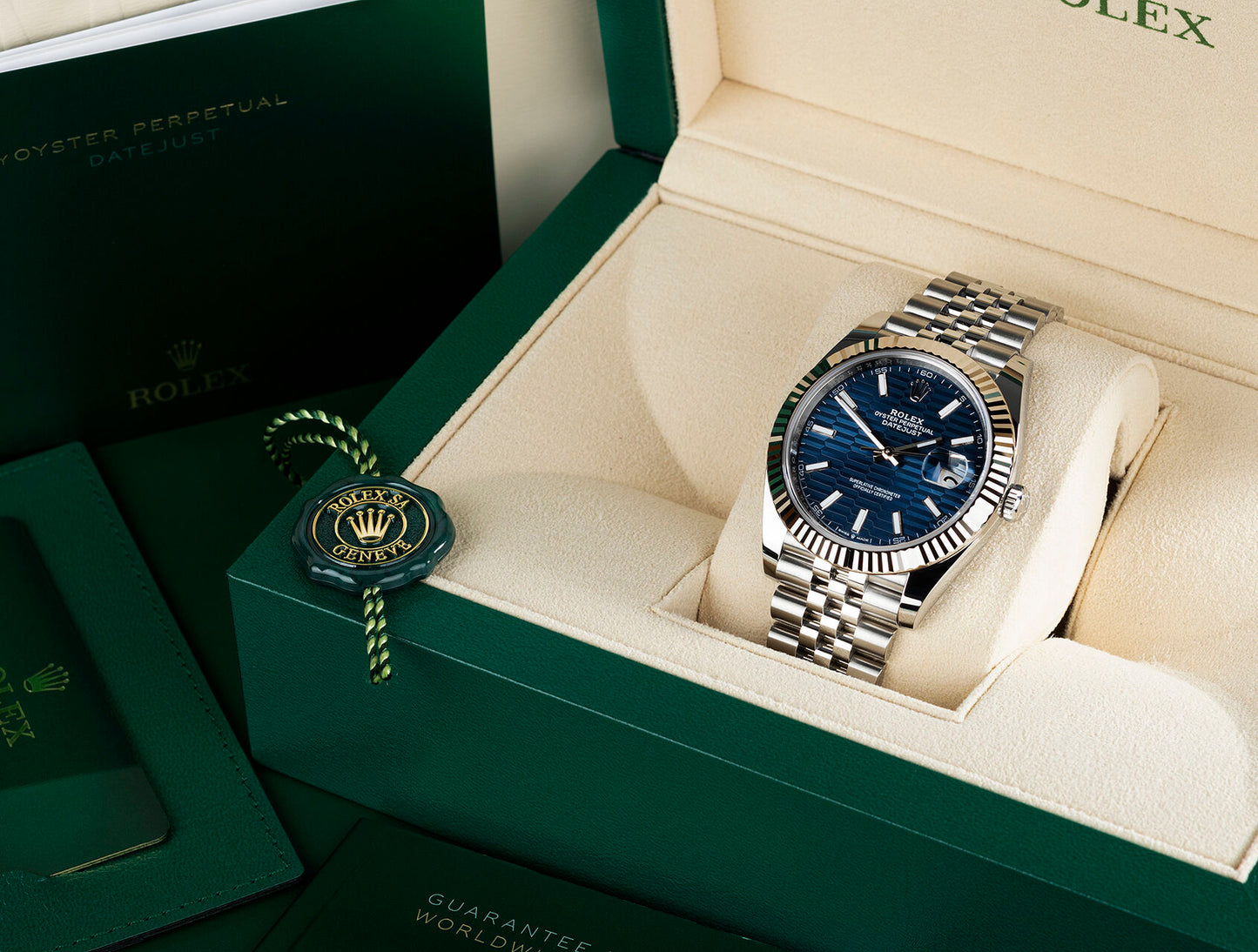 Rolex Datejust M126334-0002 Oyster, 41 mm, Oystersteel and White Gold
